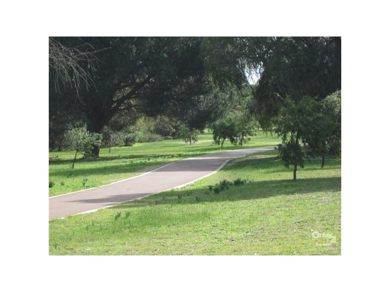 3 Woonan St, Wanneroo WA 6065