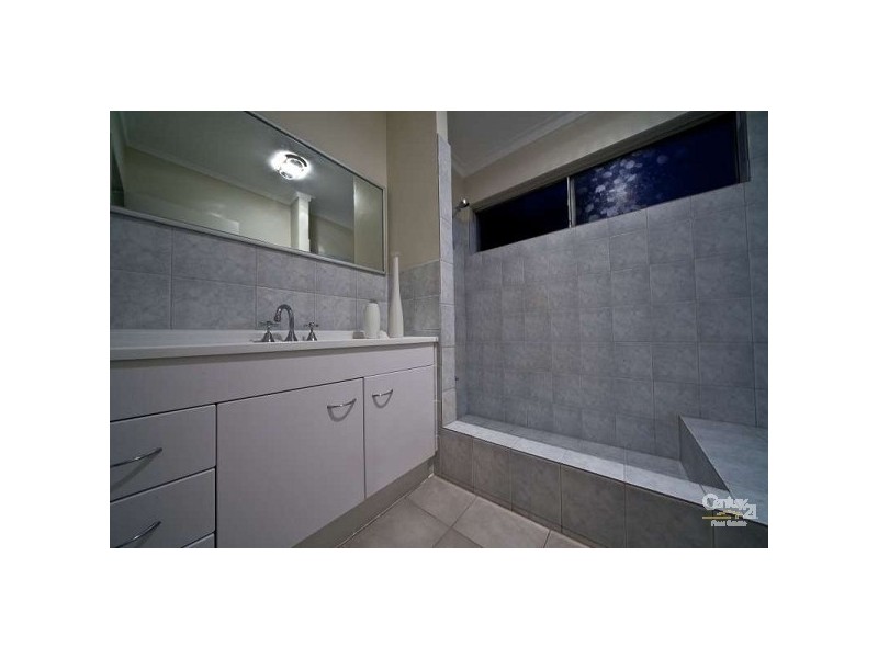 82 Vickers Street, Hamersley WA 6022