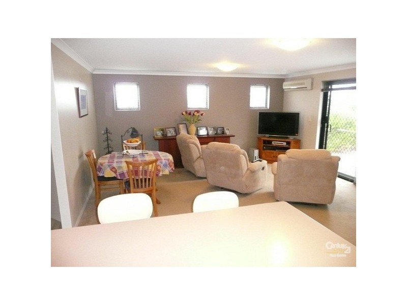 Unit 6/5 Calabrese Avenue, Wanneroo WA 6065