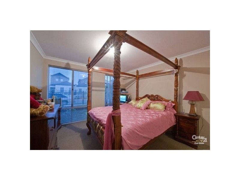 14 Gaudi Way, Clarkson WA 6030