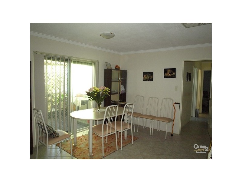 25 Whitfield Drive, Two Rocks WA 6037