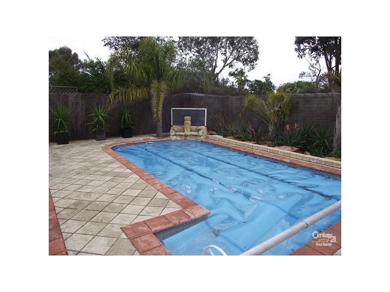 39 Macleay Drive, Padbury WA 6025