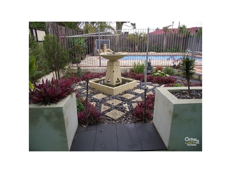 39 Macleay Drive, Padbury WA 6025