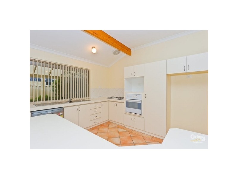 40 Santa Barbara Parade, Quinns Rocks WA 6030