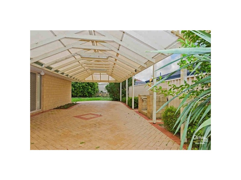 40 Santa Barbara Parade, Quinns Rocks WA 6030