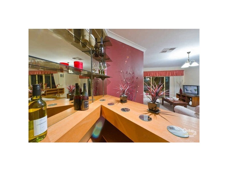 6 Lakehill Gardens, Edgewater WA 6027