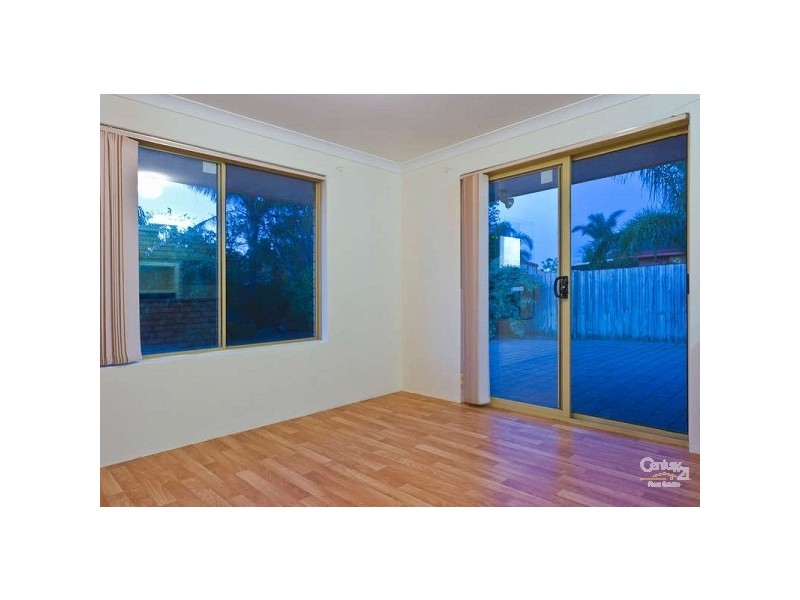 18 Manyarra Turn, Joondalup WA 6027