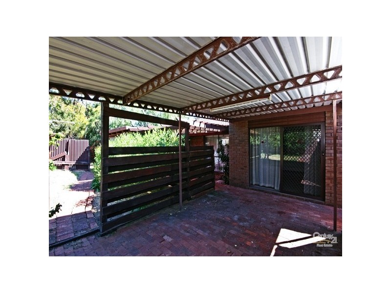 27 Aberfeldy Crescent, Duncraig WA 6023