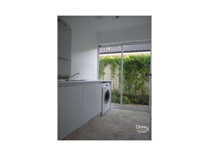 78 Regency Avenue, Madeley WA 6065