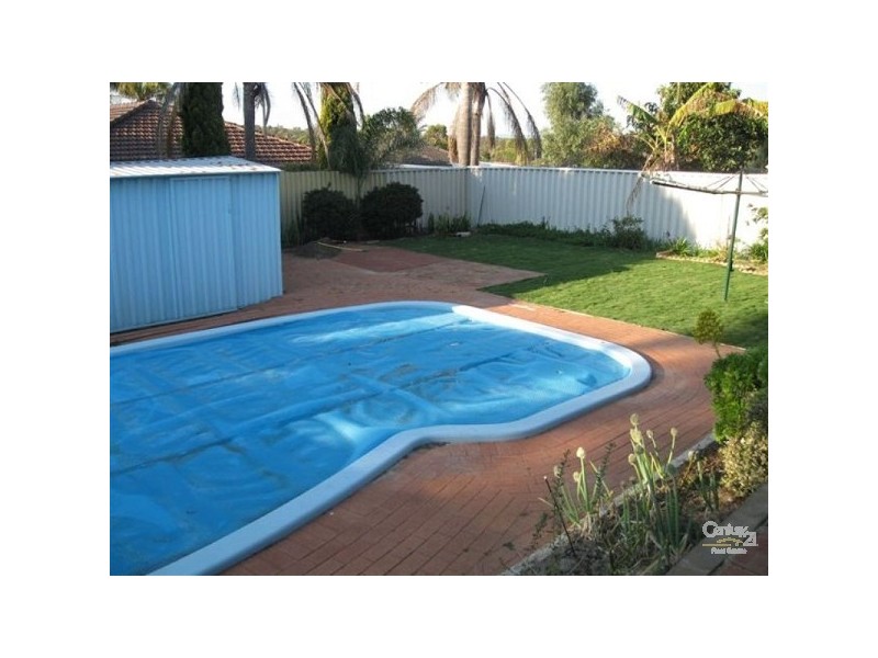 25 Apple blossom Drive, Mirrabooka WA 6061