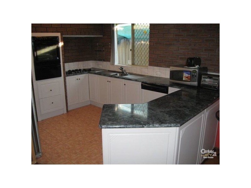 25 Apple blossom Drive, Mirrabooka WA 6061