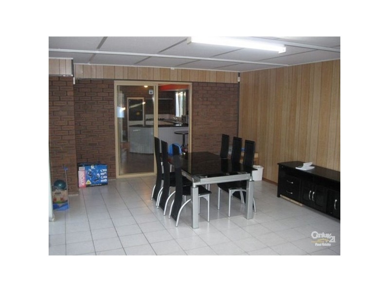 25 Apple blossom Drive, Mirrabooka WA 6061