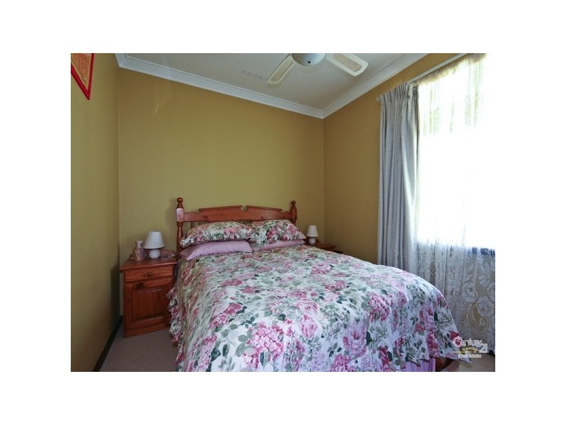 6 Sweeney Way, Padbury WA 6025