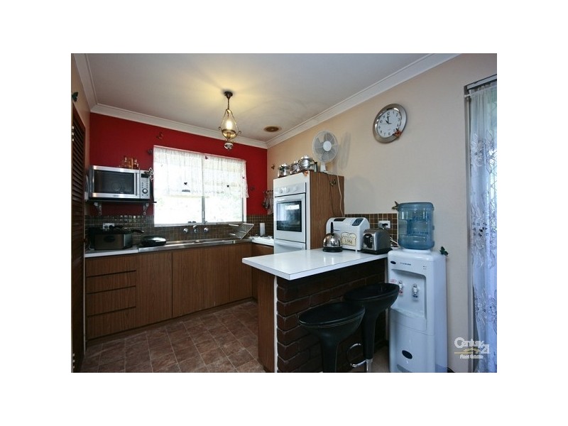 6 Sweeney Way, Padbury WA 6025