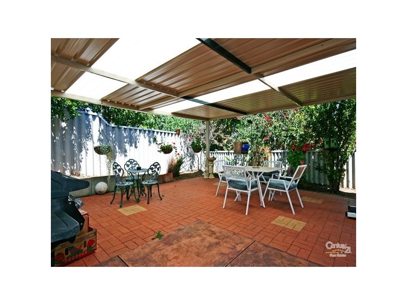 6 Sweeney Way, Padbury WA 6025