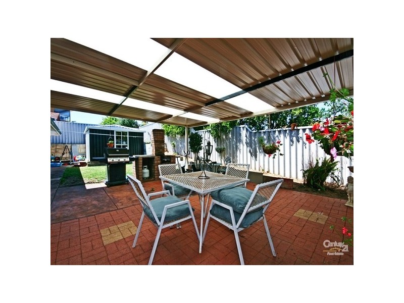 6 Sweeney Way, Padbury WA 6025