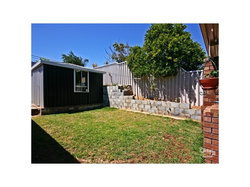 6 Sweeney Way, Padbury WA 6025