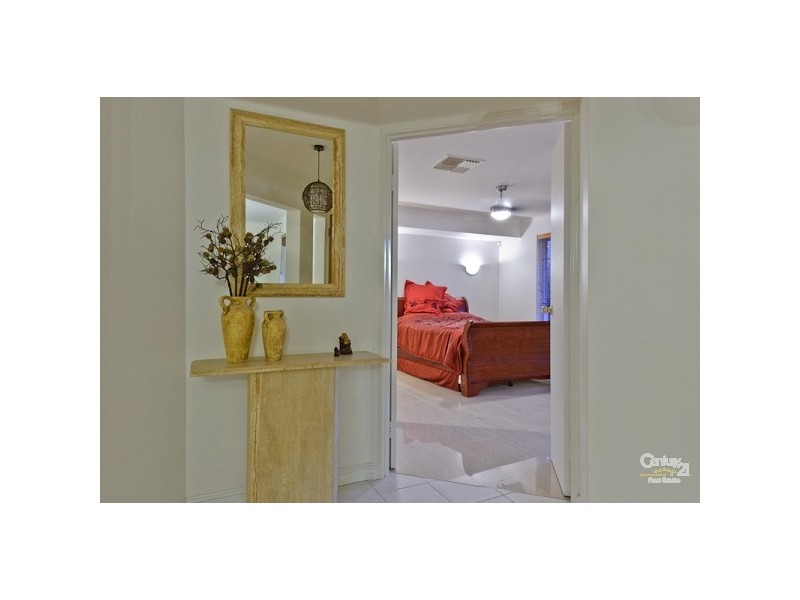 7 Parkwood Avenue, Woodvale WA 6026