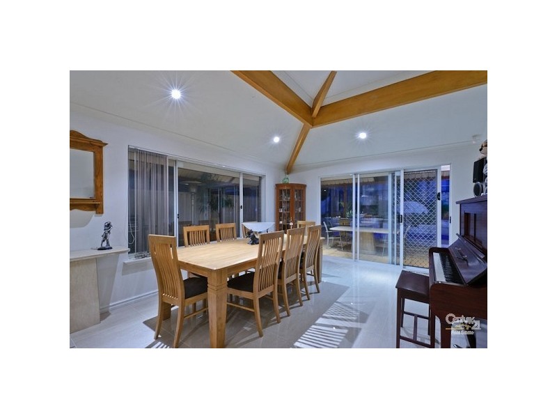 7 Parkwood Avenue, Woodvale WA 6026