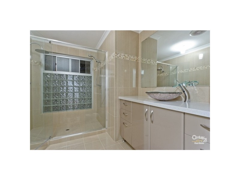 7 Parkwood Avenue, Woodvale WA 6026