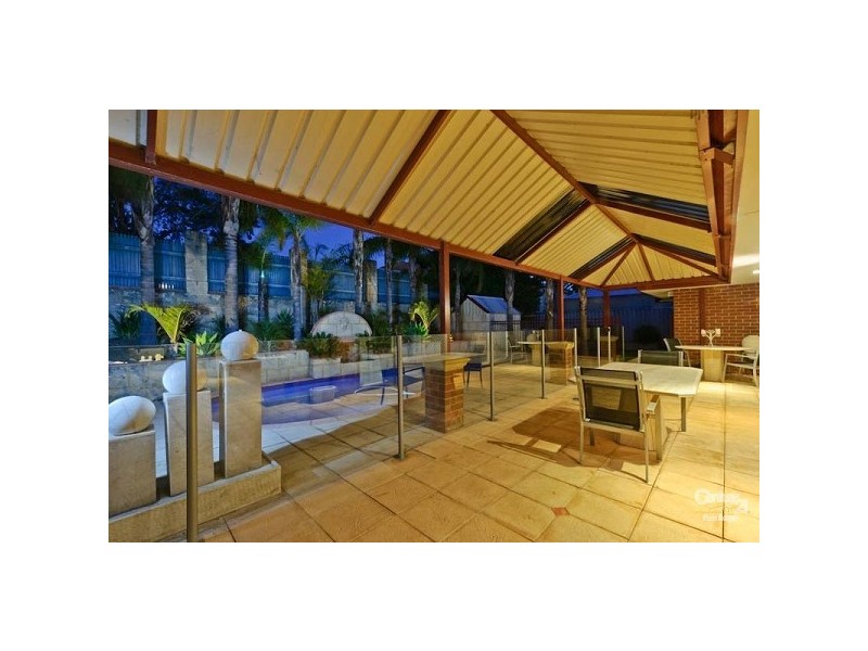 7 Parkwood Avenue, Woodvale WA 6026