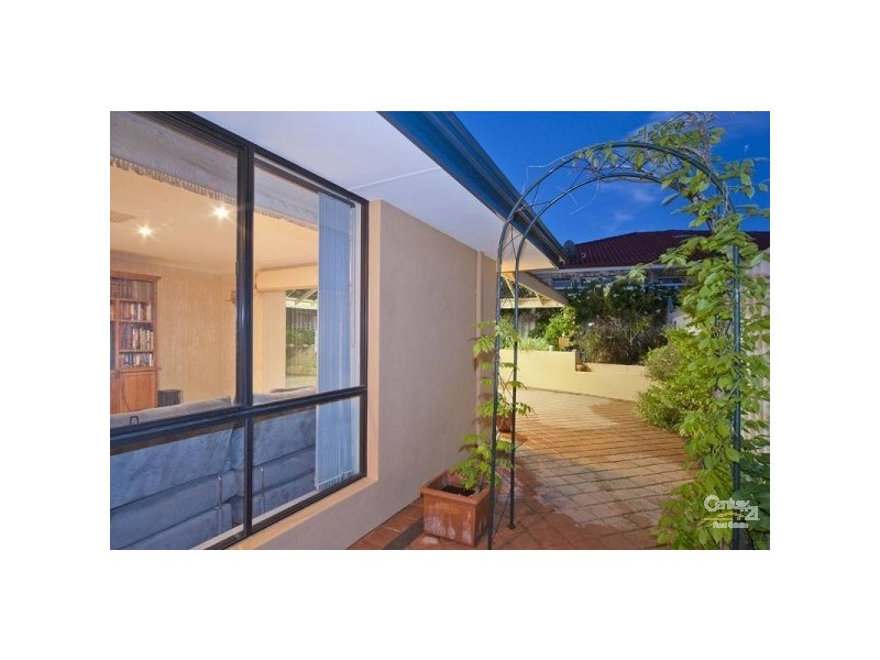 51 Blackwattle Parade, Padbury WA 6025