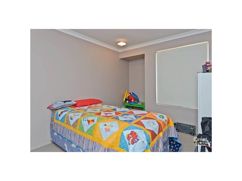 28 Strathmerton Road, Banksia Grove WA 6031