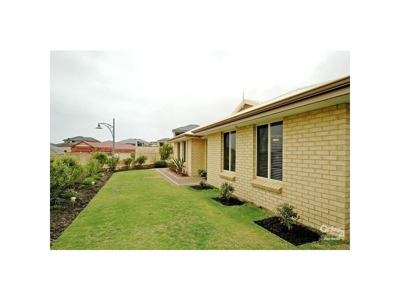 152 Delgado Parade, Iluka WA 6028