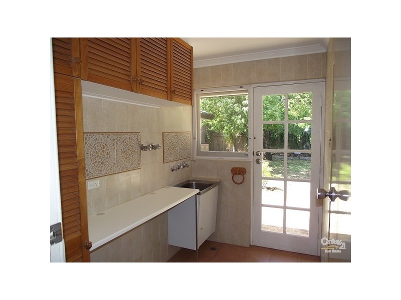 63 Cook Avenue, Hillarys WA 6025