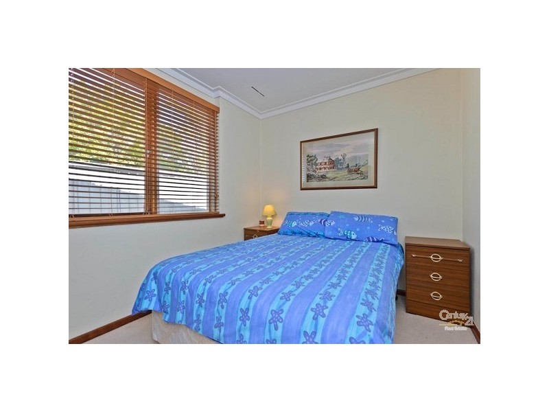 8b Neville Drive, Wanneroo WA 6065