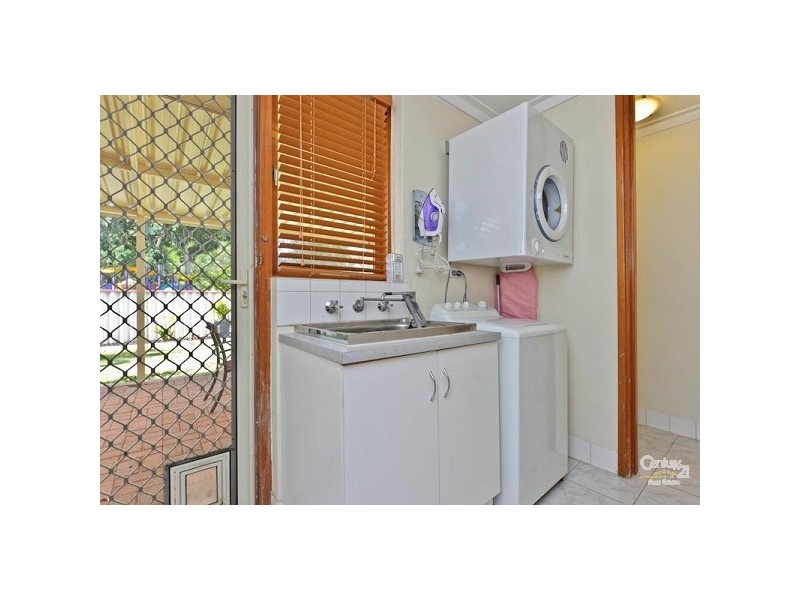 8b Neville Drive, Wanneroo WA 6065