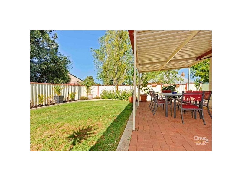 8b Neville Drive, Wanneroo WA 6065