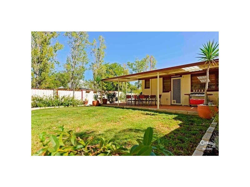 8b Neville Drive, Wanneroo WA 6065