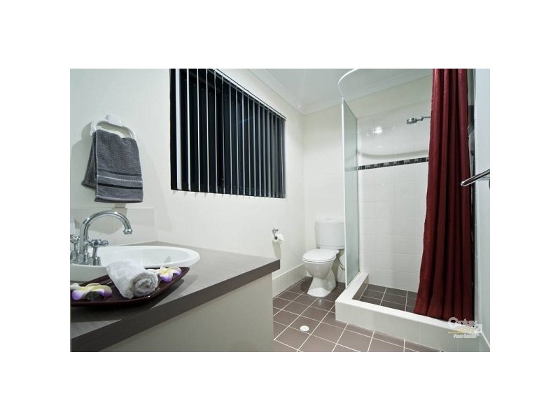 56 Hampton Road, Darch WA 6065