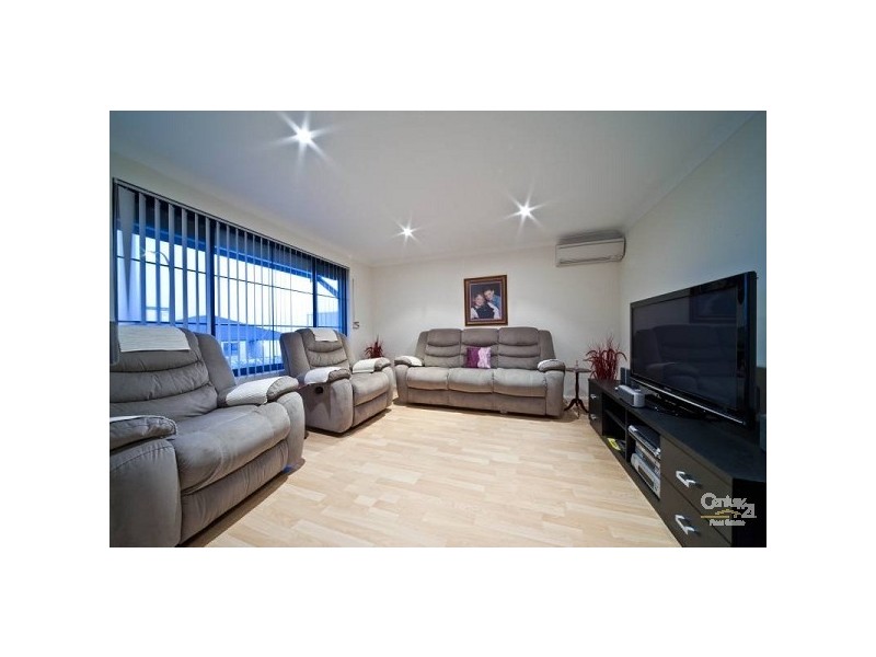 56 Hampton Road, Darch WA 6065