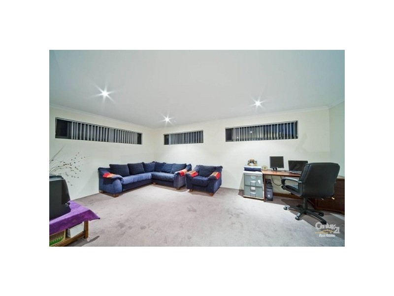 56 Hampton Road, Darch WA 6065