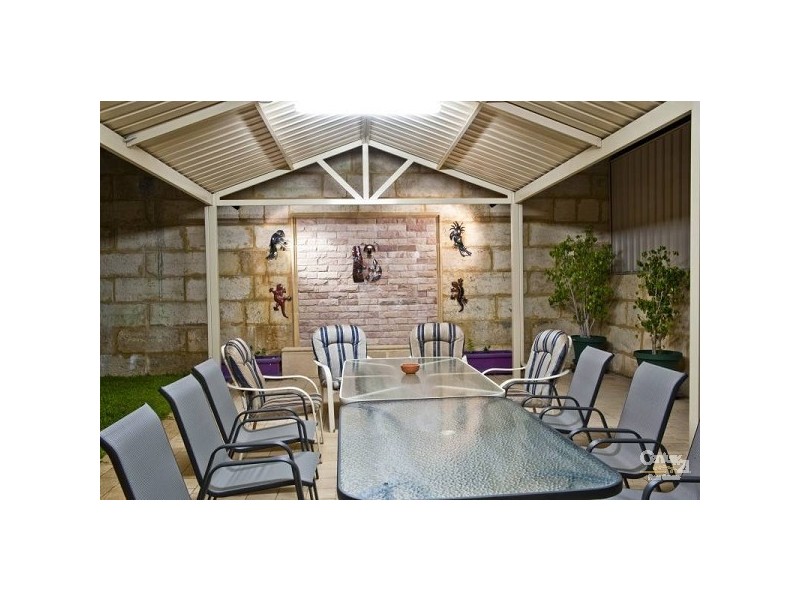 56 Hampton Road, Darch WA 6065