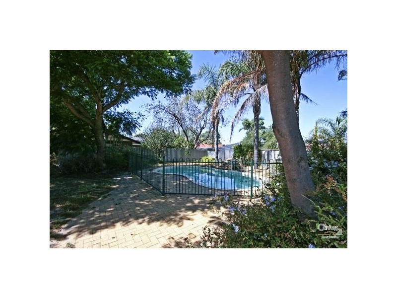 8 Richmond Place, Kingsley WA 6026