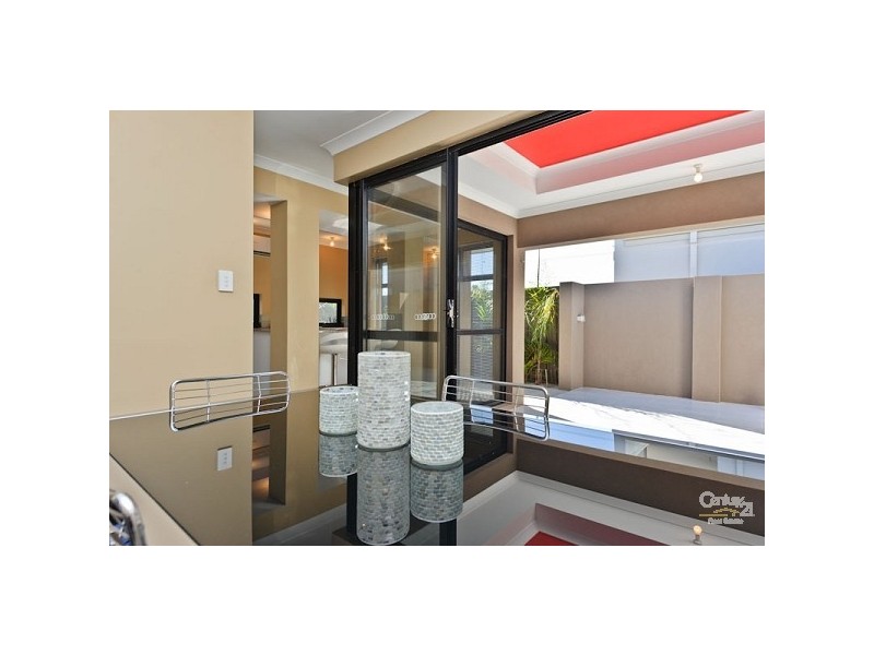 12 Duyfken Road, Jindalee WA 6036