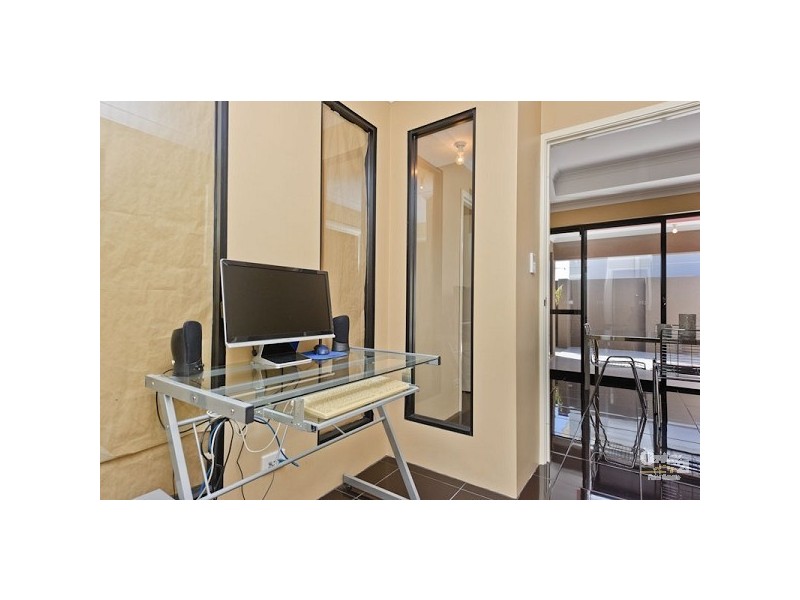 12 Duyfken Road, Jindalee WA 6036