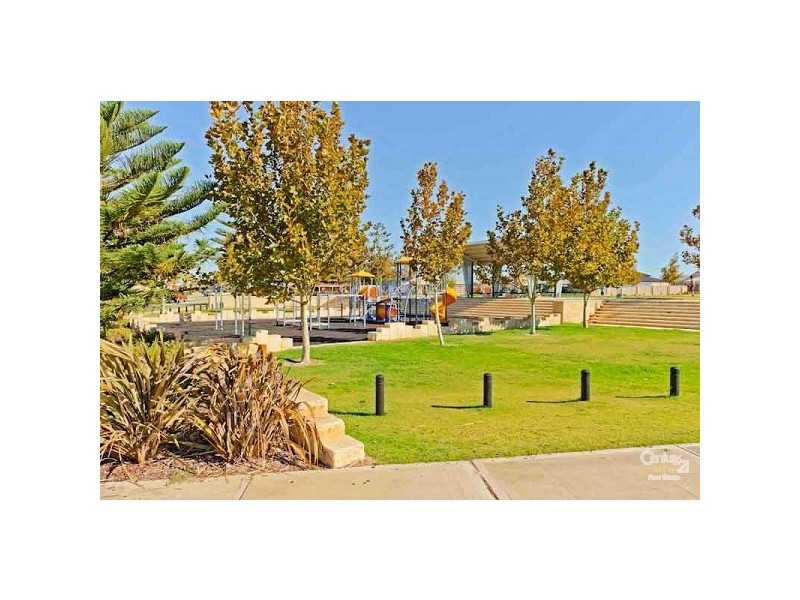 12 Duyfken Road, Jindalee WA 6036