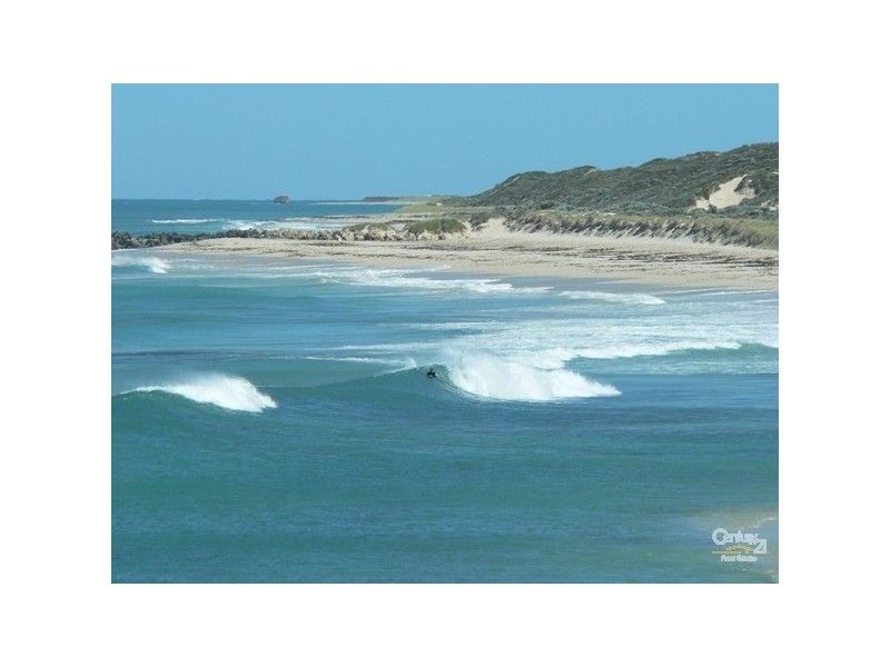 3 Bower Grove, Two Rocks WA 6037