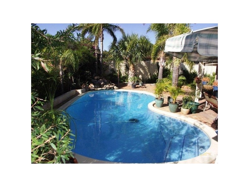 1 Carterton Place, Padbury WA 6025