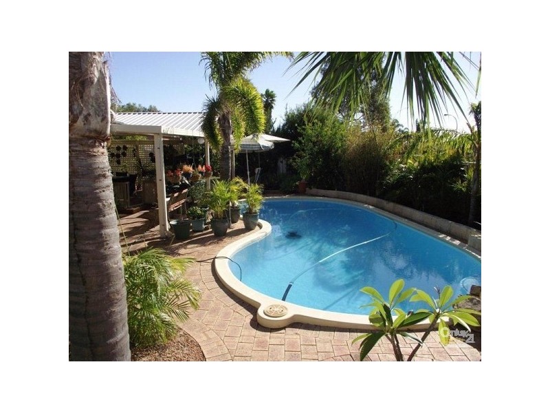 1 Carterton Place, Padbury WA 6025