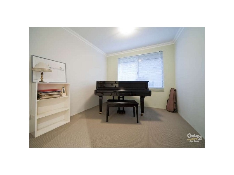 34 Olivedale Road, Madeley WA 6065