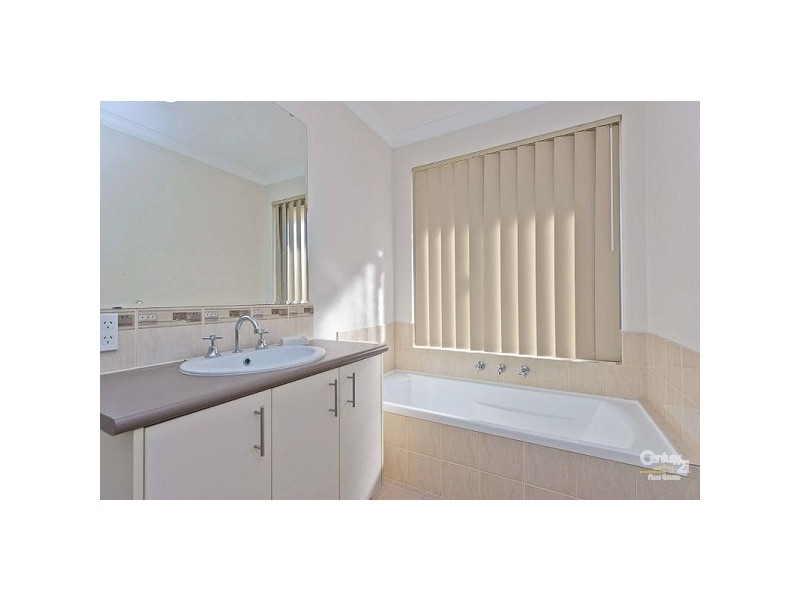 7 Skerries Way, Ridgewood WA 6030