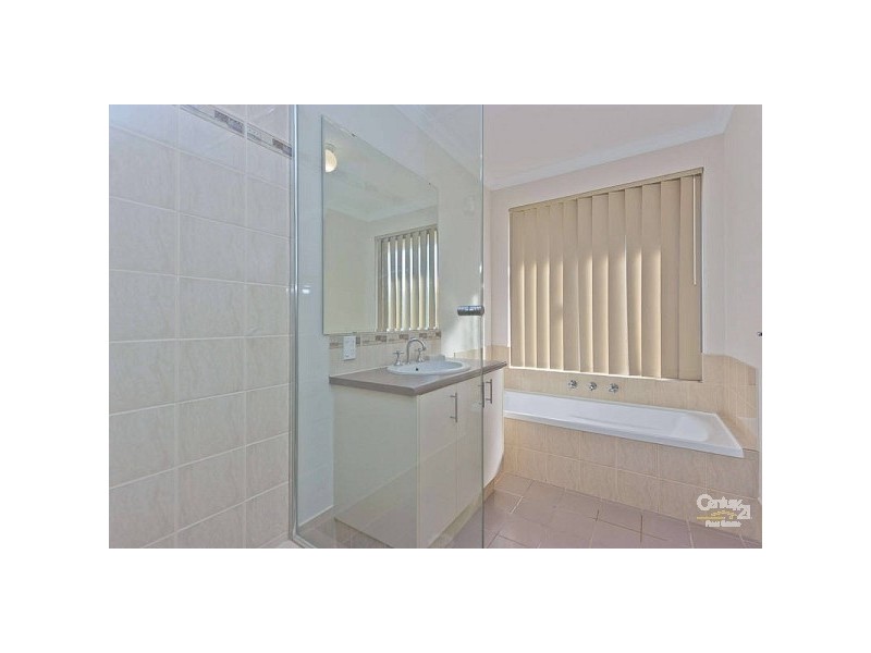 7 Skerries Way, Ridgewood WA 6030