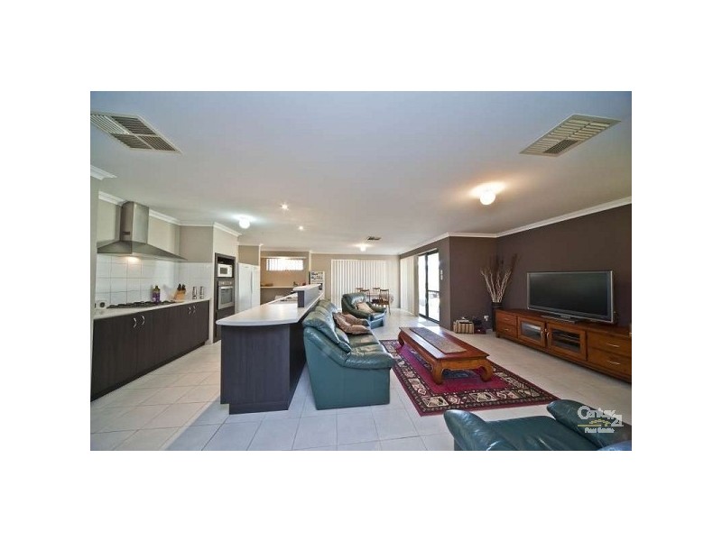 68 Yandella Promenade, Tapping WA 6065