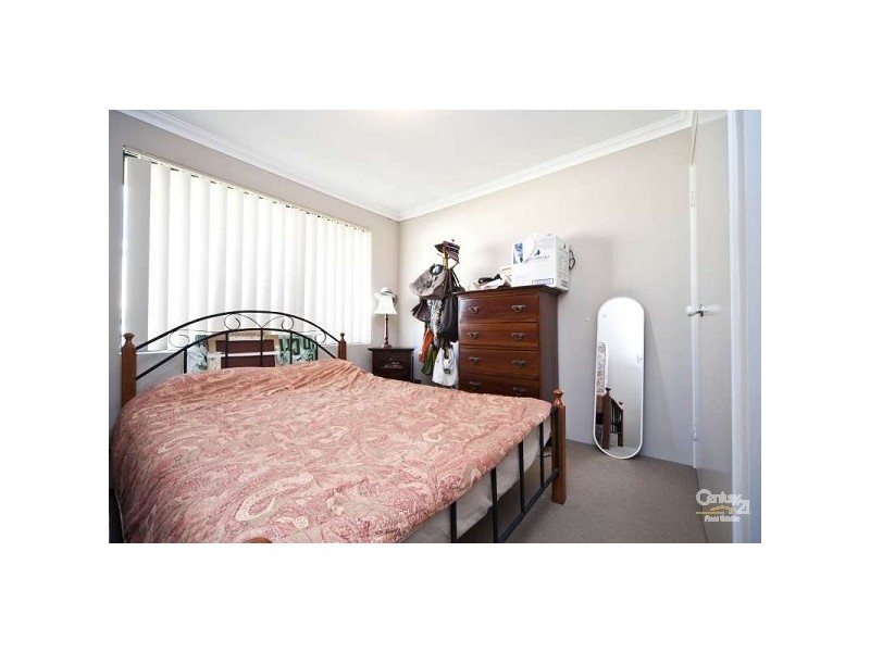 68 Yandella Promenade, Tapping WA 6065