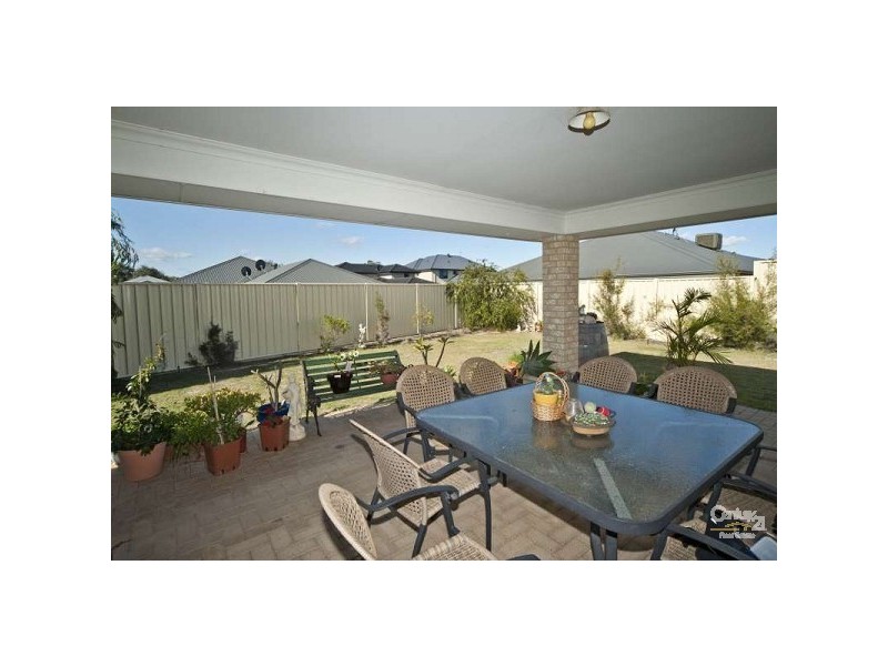 68 Yandella Promenade, Tapping WA 6065